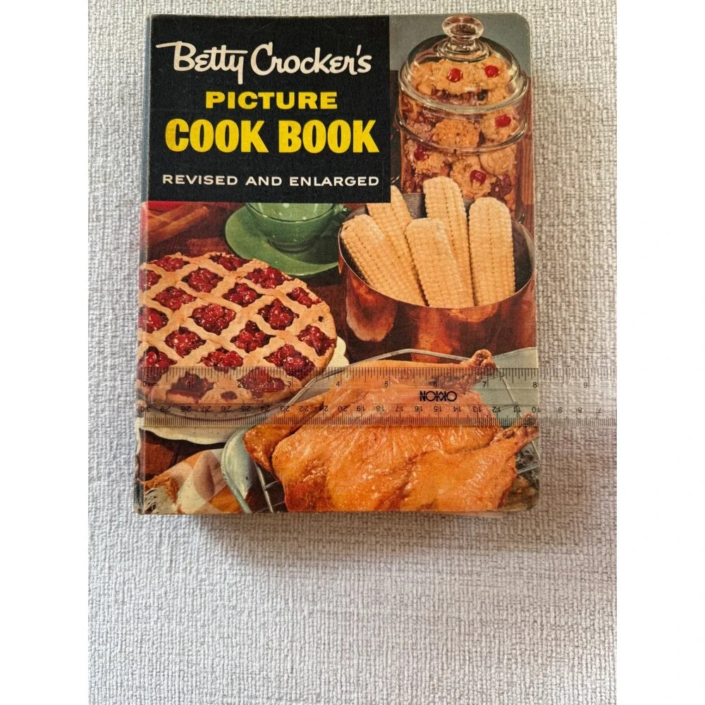 Betty Crocker's Picture Cookbook Revised Enlarged 1956 2nd Edition 2nd Printing